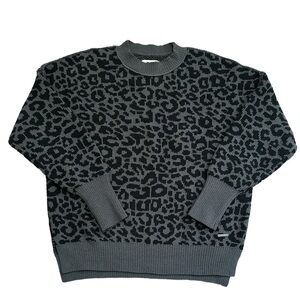 New Abercrombie and Fitch Black and Grey Animal Print Sweater Size XS